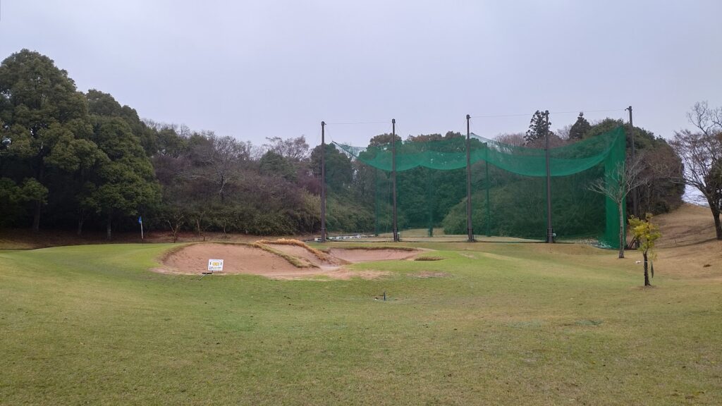 雨天時のゴルフ場